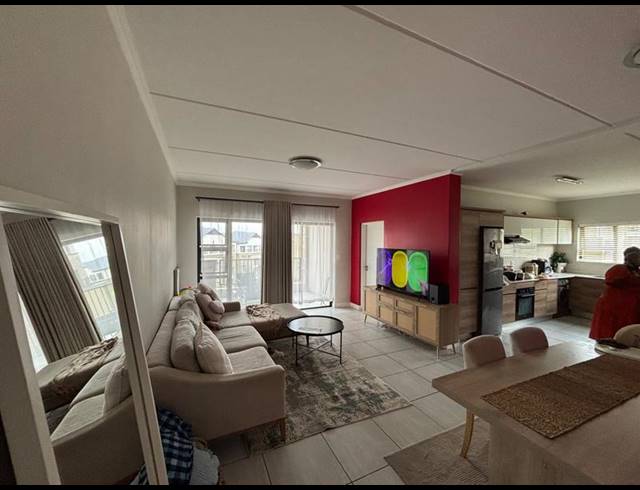 3 BEDROOM APARTMENT FOR SALE IN WATERFALL